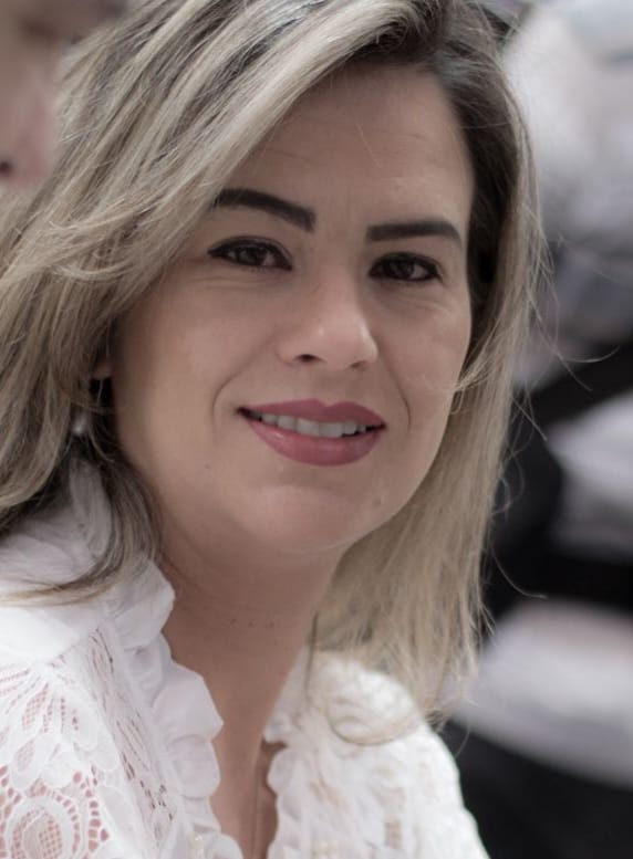 Mara Moura Rubia