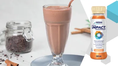 Shake de cacau e pêssego